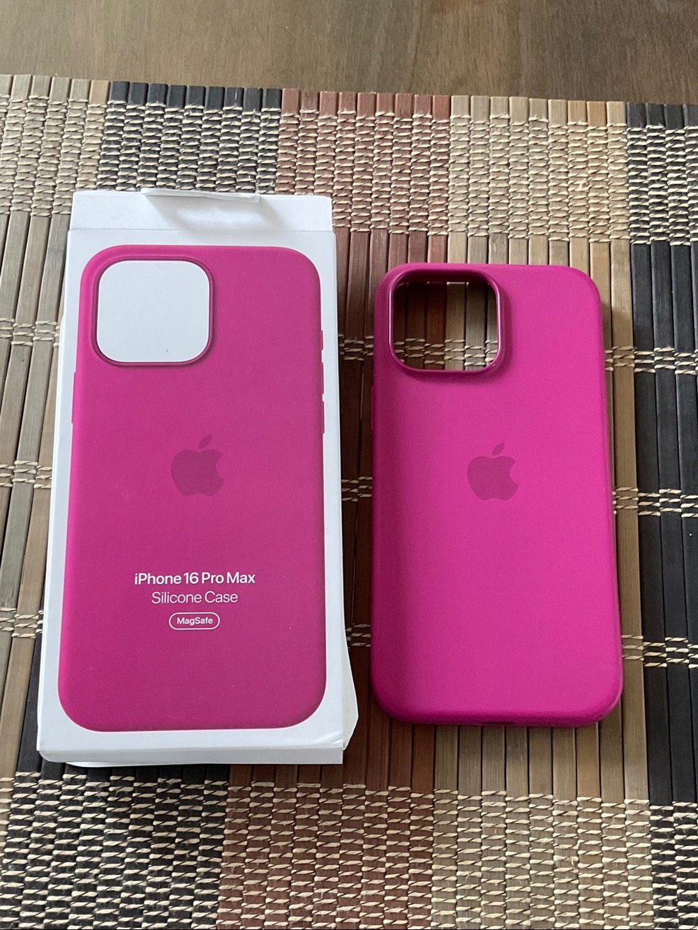 Apple iPhone 16 Pro Max Silicone Case - Fuschia Pink - Picture 2 of 2